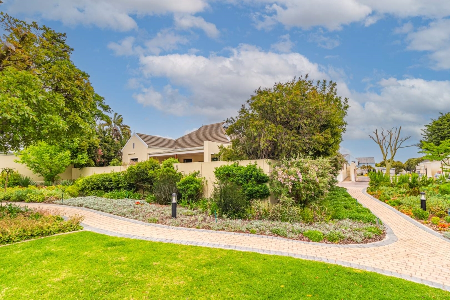 3 Bedroom Property for Sale in Royal Ascot Western Cape